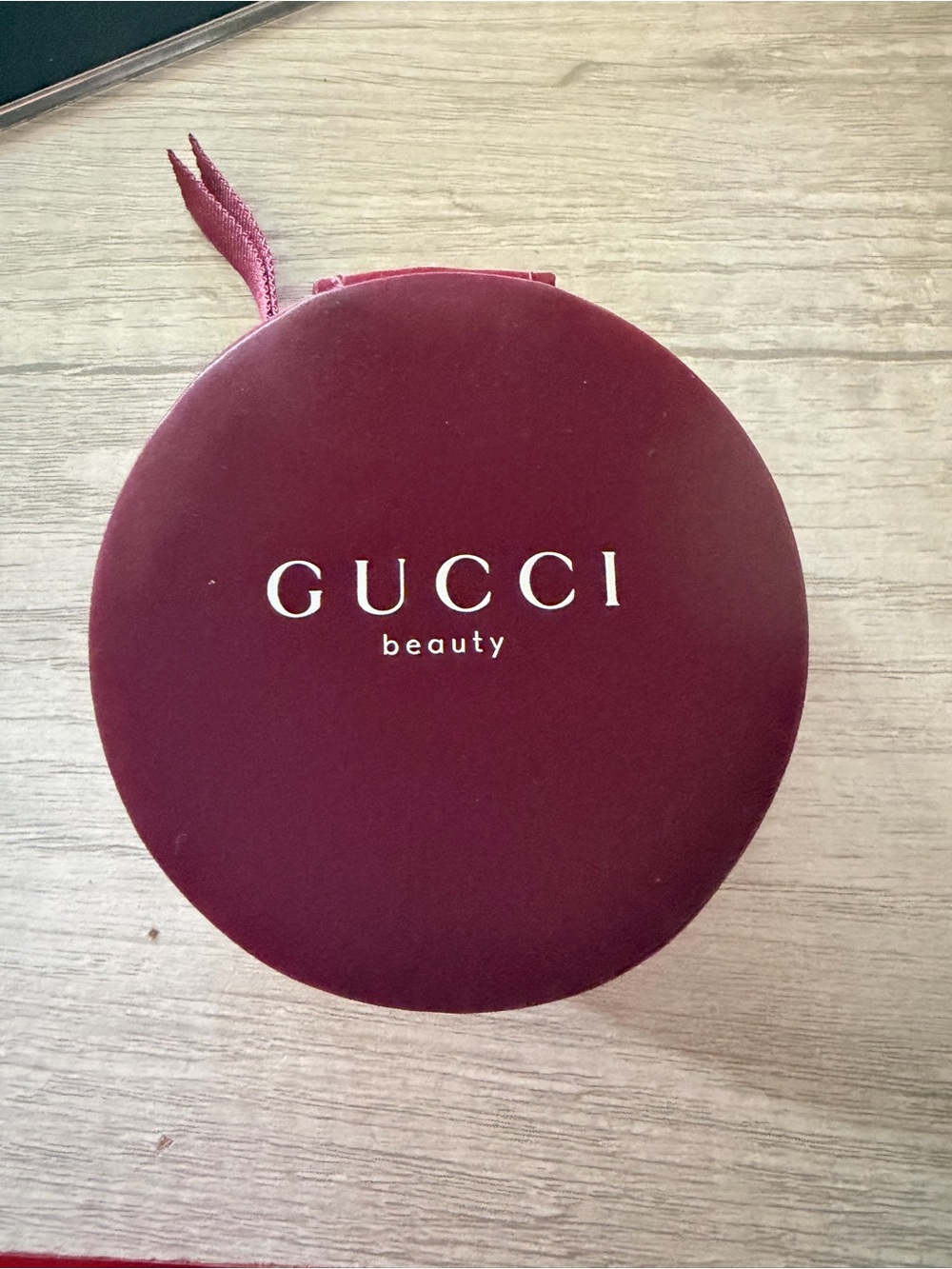 Gucci Small beauty case. New. Unused.